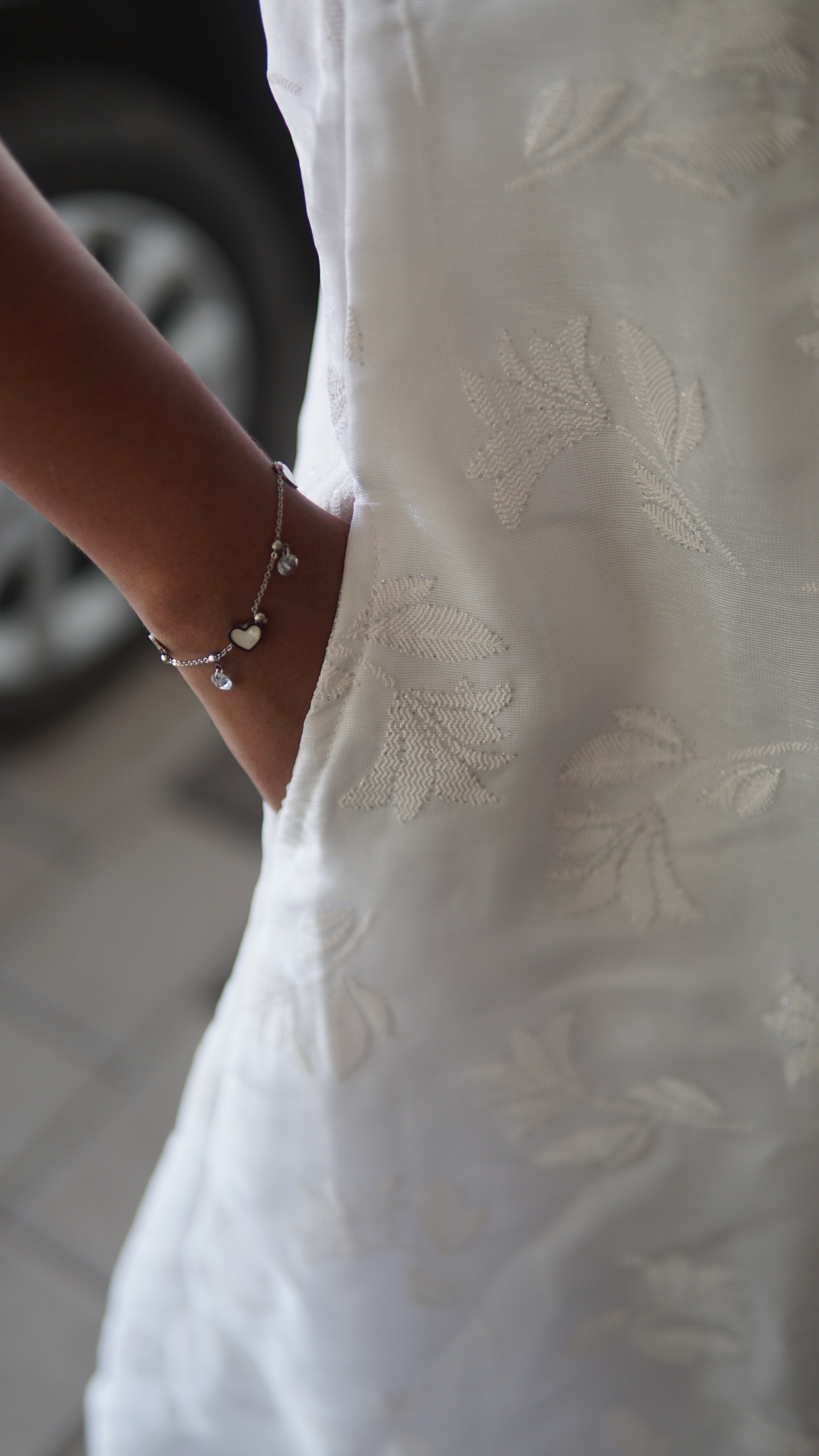 Shimmering White A-Line Dress with Shirt Pattern.